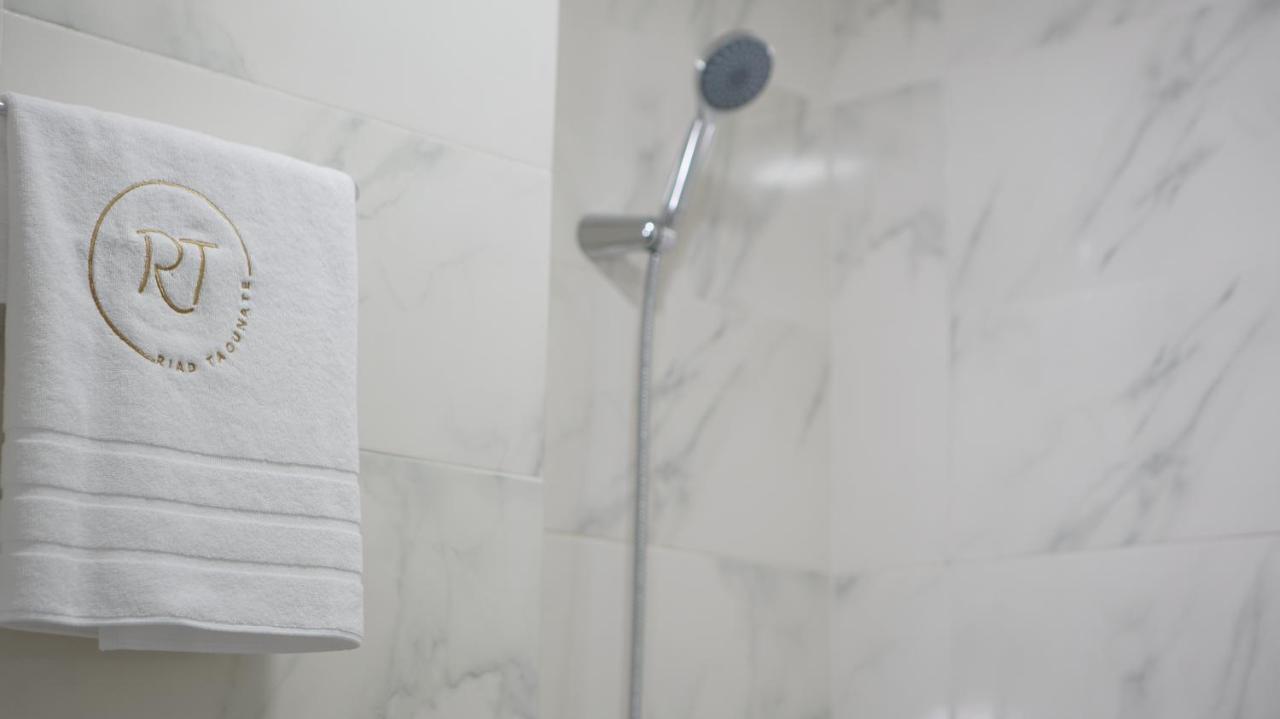 Hotel Riad Taounate Экстерьер фото